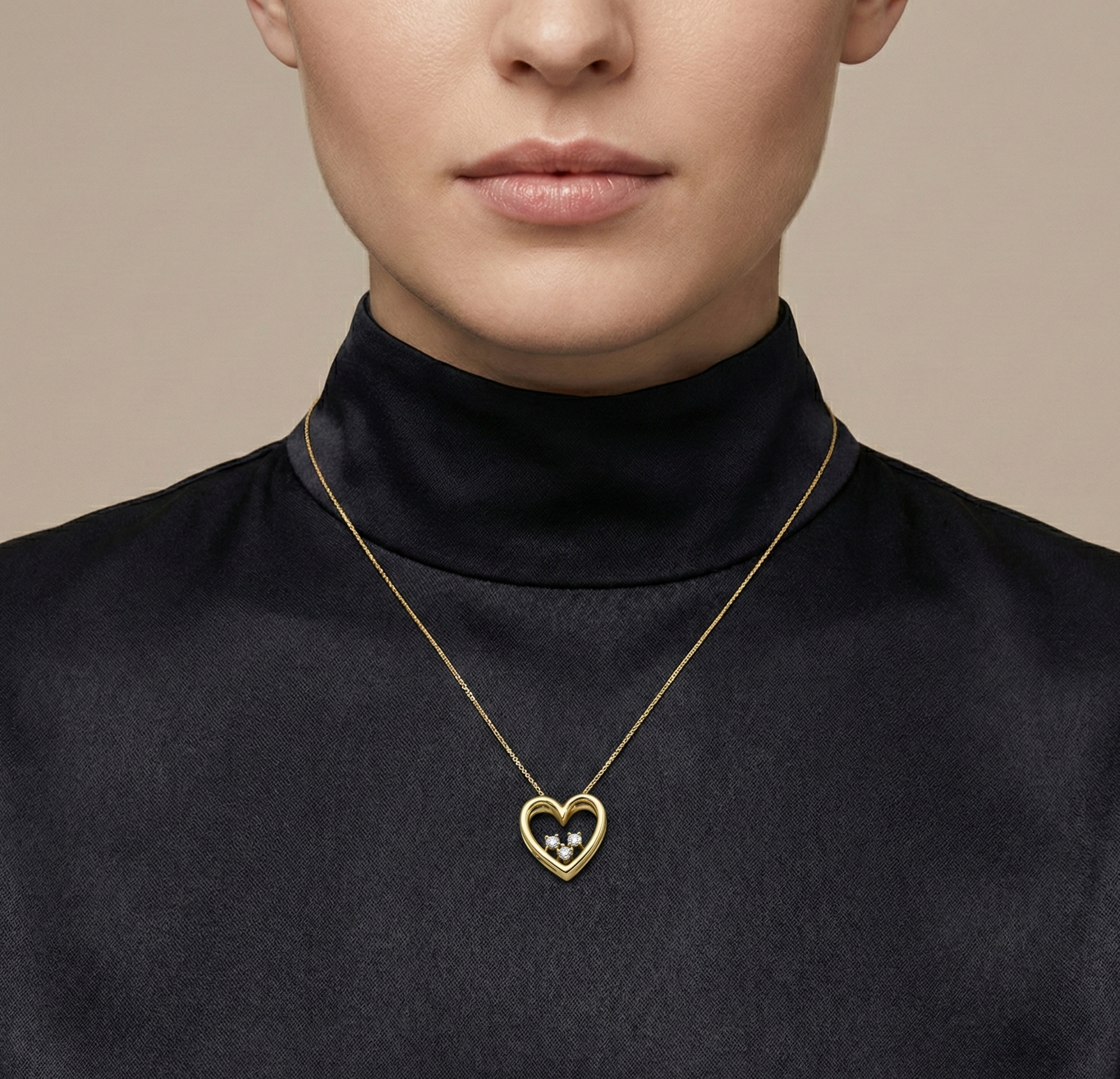 پلاک طلا نگین دار