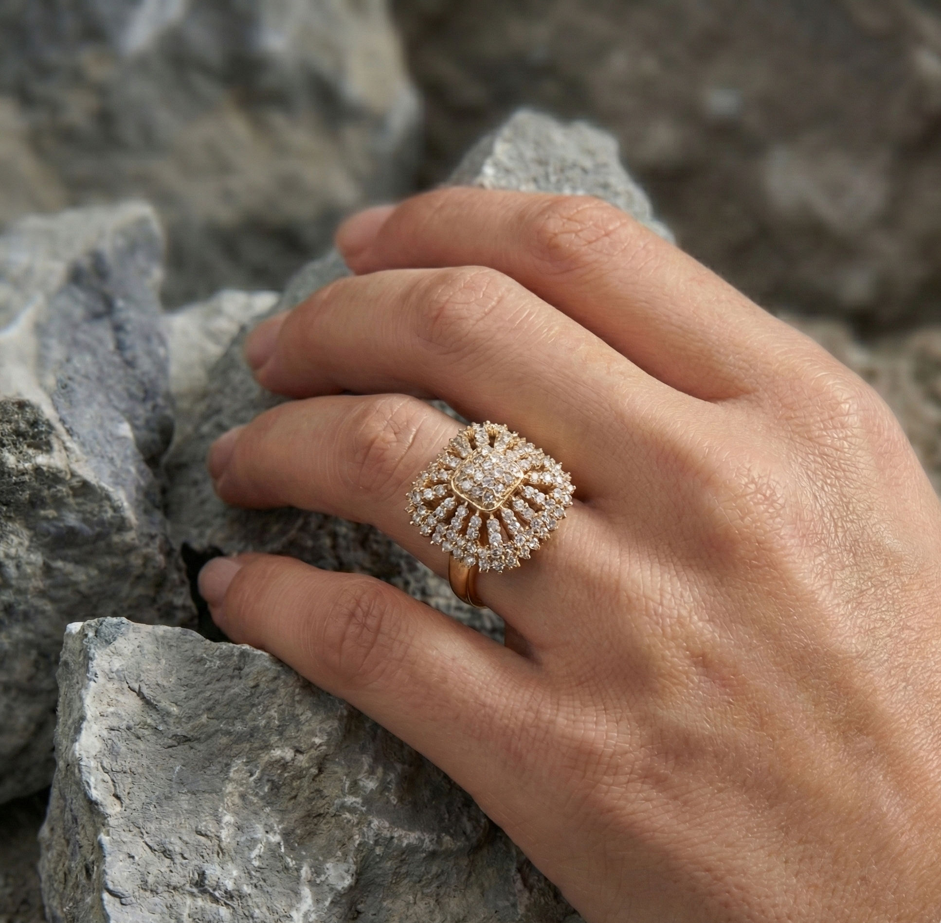 انگشترطلا نگین دار