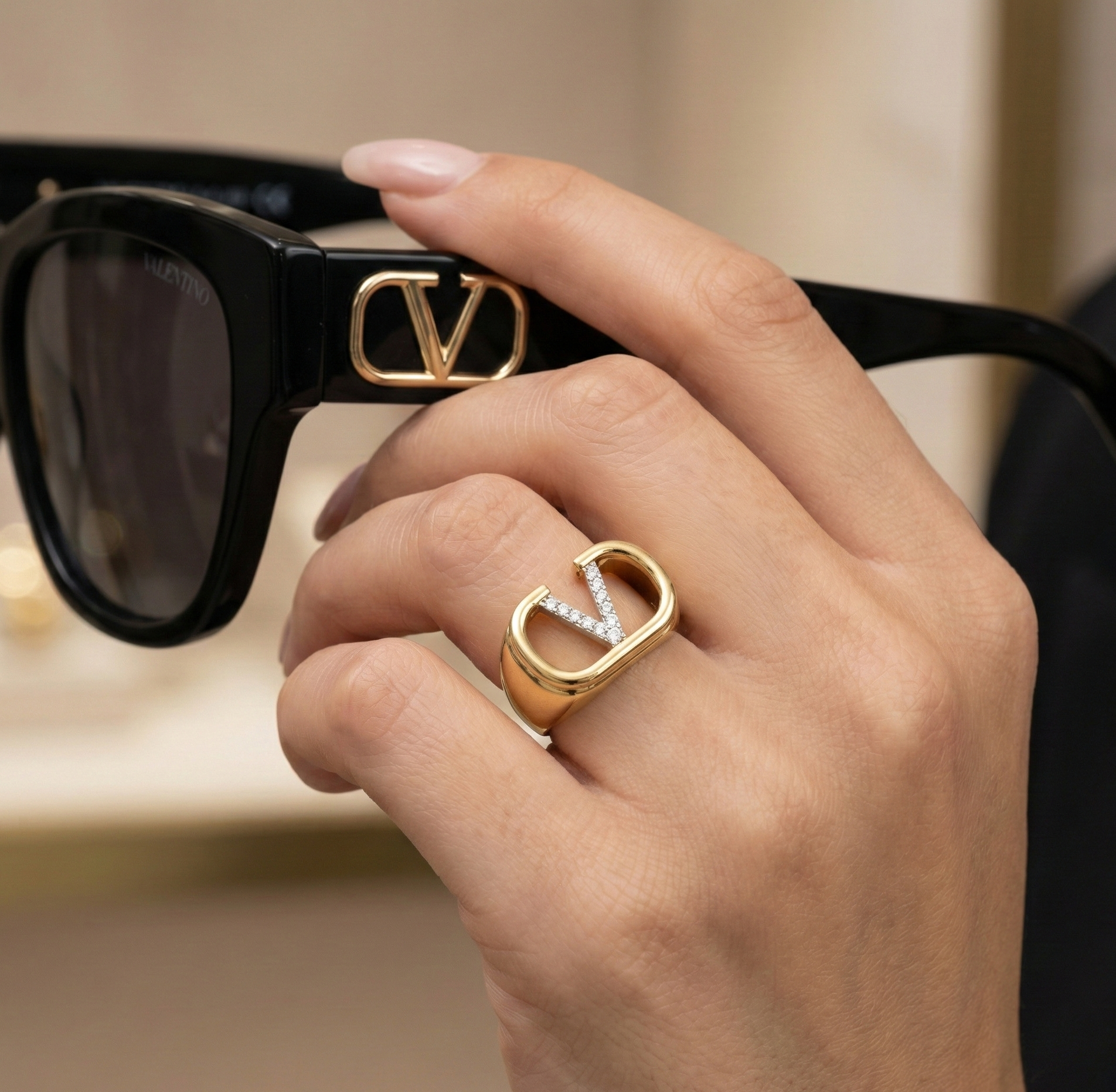 انگشتر طلا نگین دار