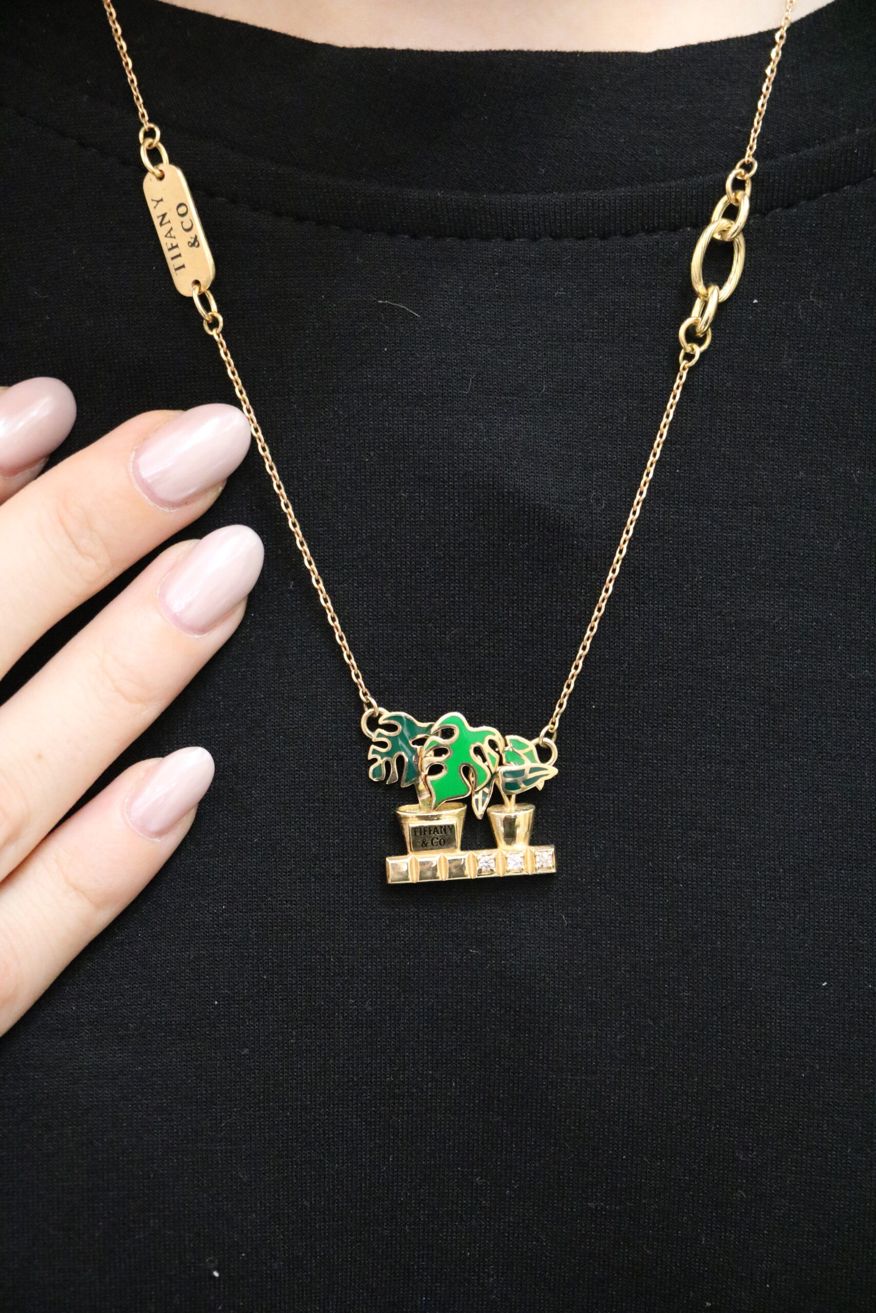 گردنبند طلا نگین دار