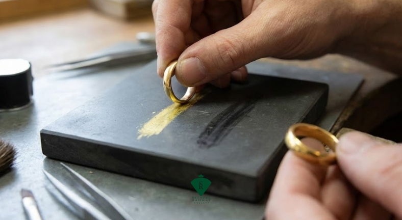 آزمون خراش (Scratch Test)