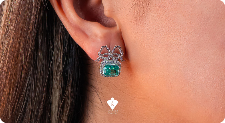 گوشواره طلا نگین دار