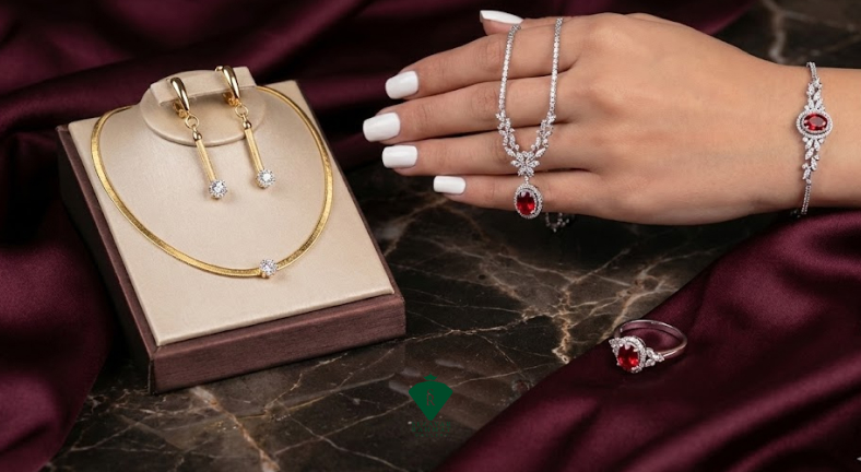 رنگ طلا در ست و نیمست